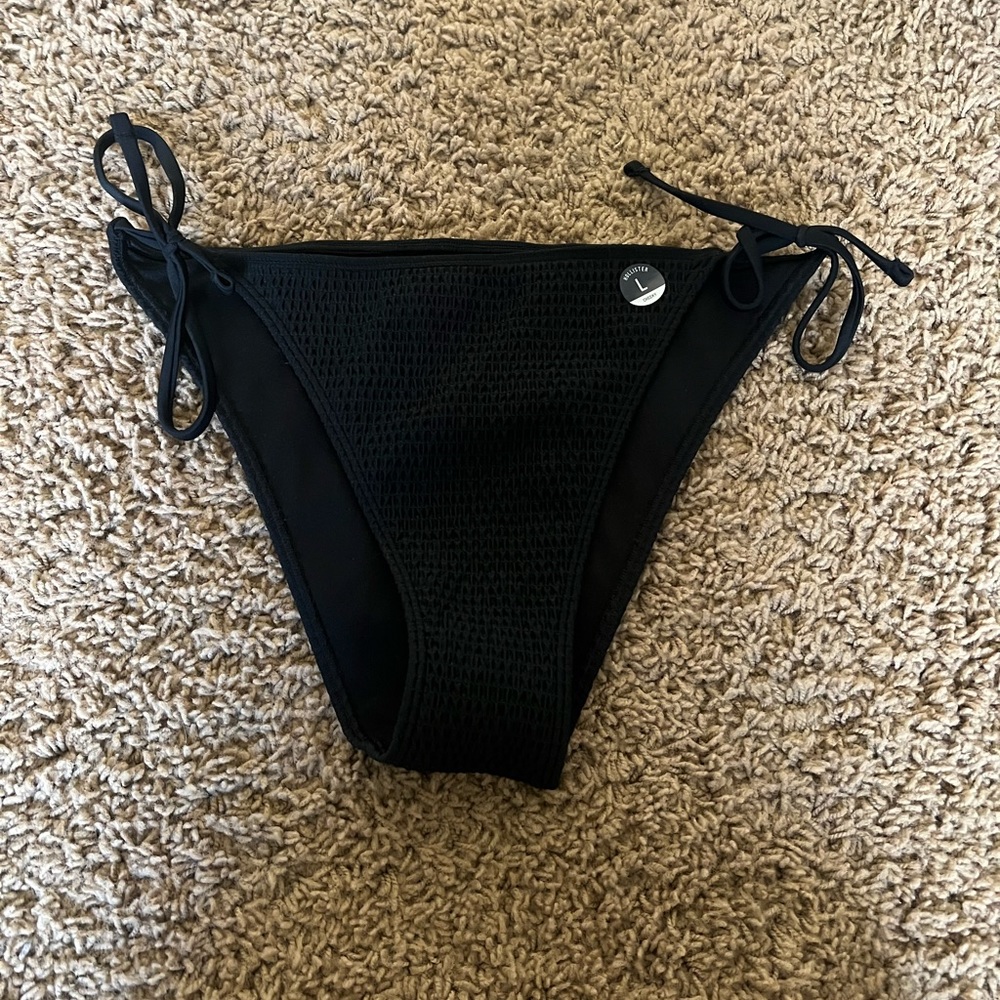*BRAND NEW WITH TAGS* Hollister cheeky L bikini bottom High cut